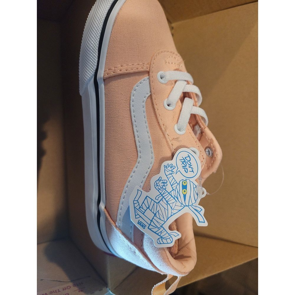 ‎Vans